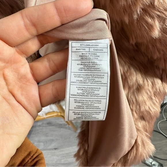 Faux Fur Brown Jacket - Picture 5 of 5